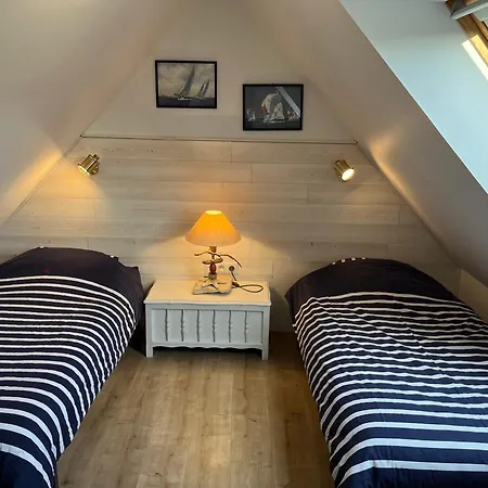 Ker Moumousse - Maison Bretonne, Elegante, Conviviale, 5 Min Holiday home
