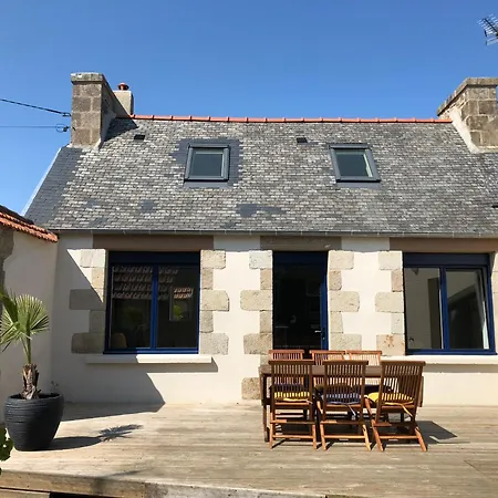 Ker Moumousse - Maison Bretonne, Elegante, Conviviale, 5 Min